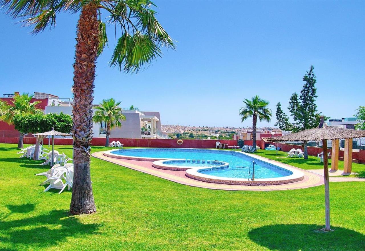 Apartment With Large Roof Solarium Dehesa de Campoamor  Exterior photo
